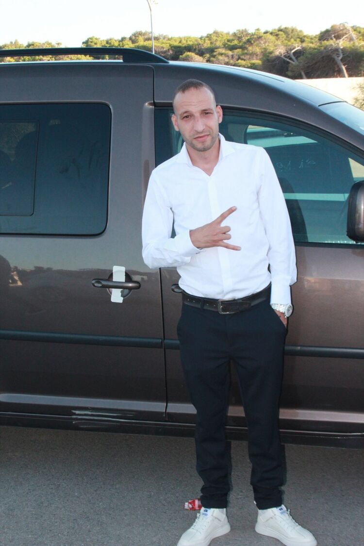  ,   Lairoudj, 33 ,   ,   