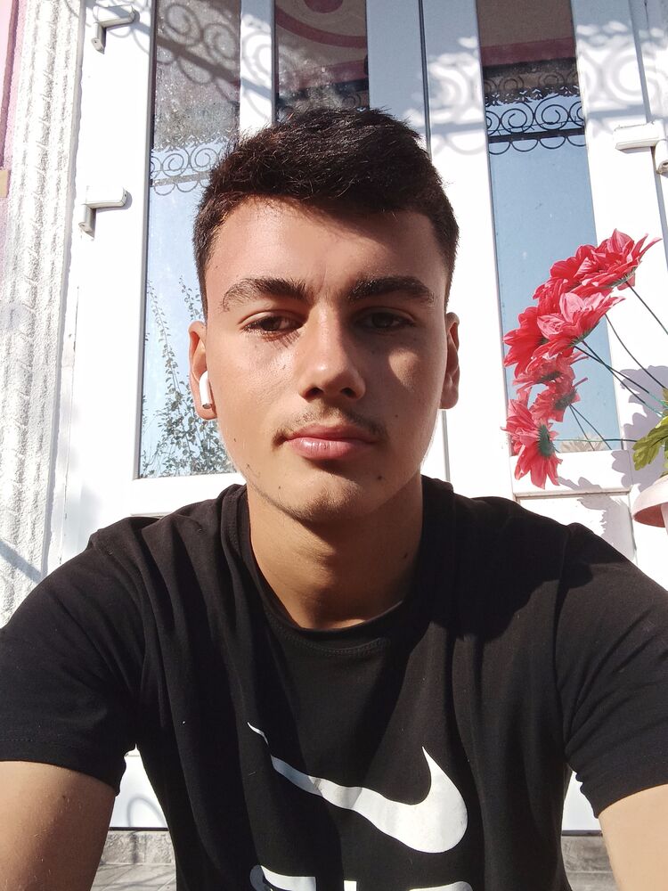  38380843  , 20 ,    