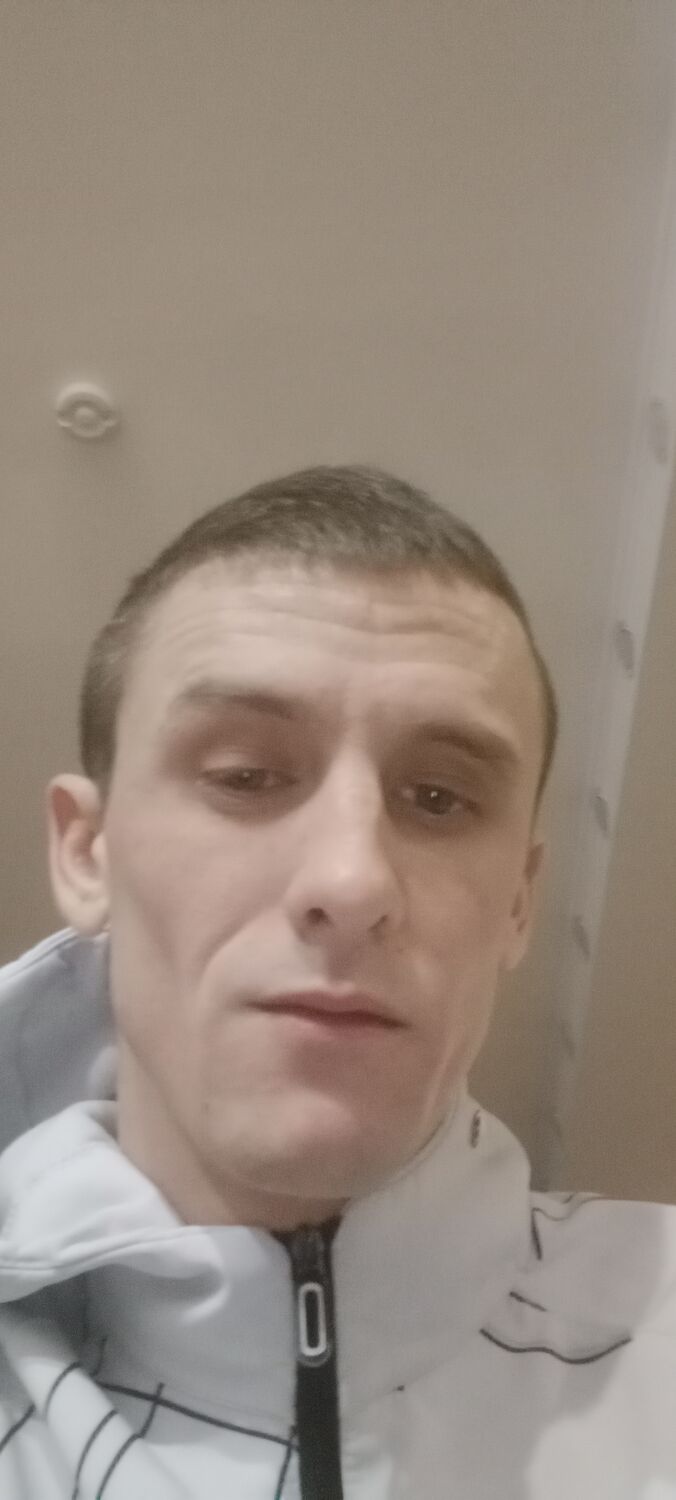  31775863  , 42 ,    