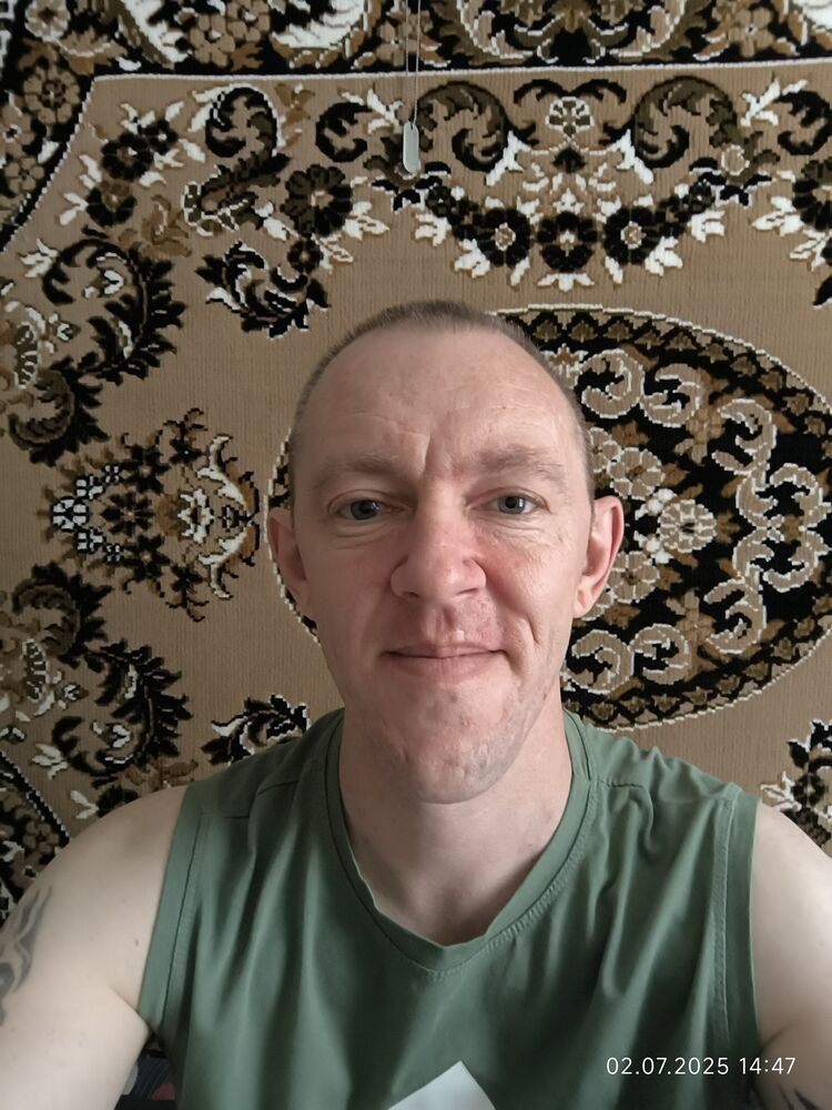  52541833  Pavel, 39 ,    