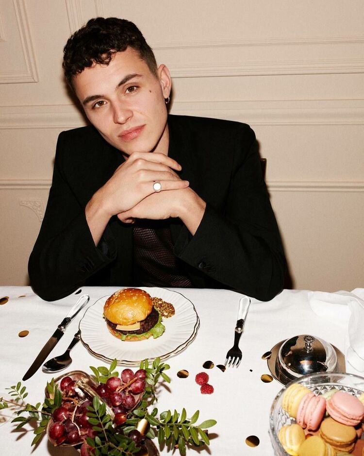 ���� 25684543 ����� ������, 21 ���, ���� ���������� � ������