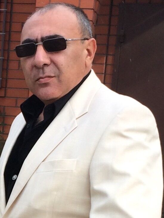  --,   Arman, 55 ,   