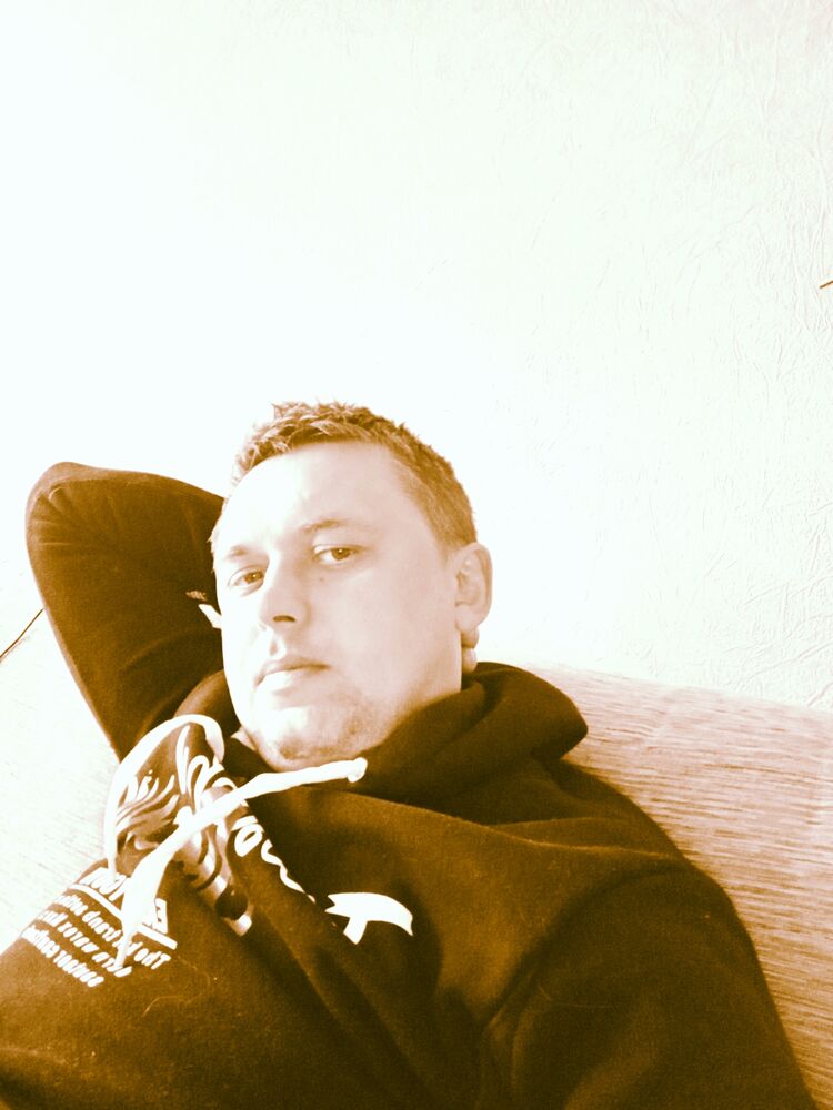  ,   Oleg, 40 ,   ,   