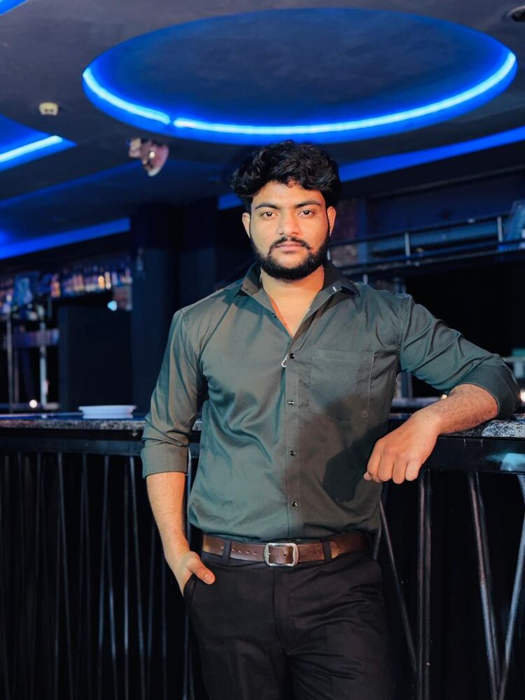  47426323  Umaid khan, 22 ,    