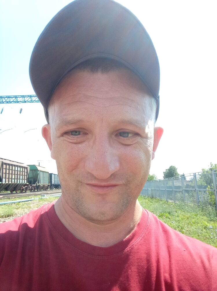  23270483  , 42 ,    