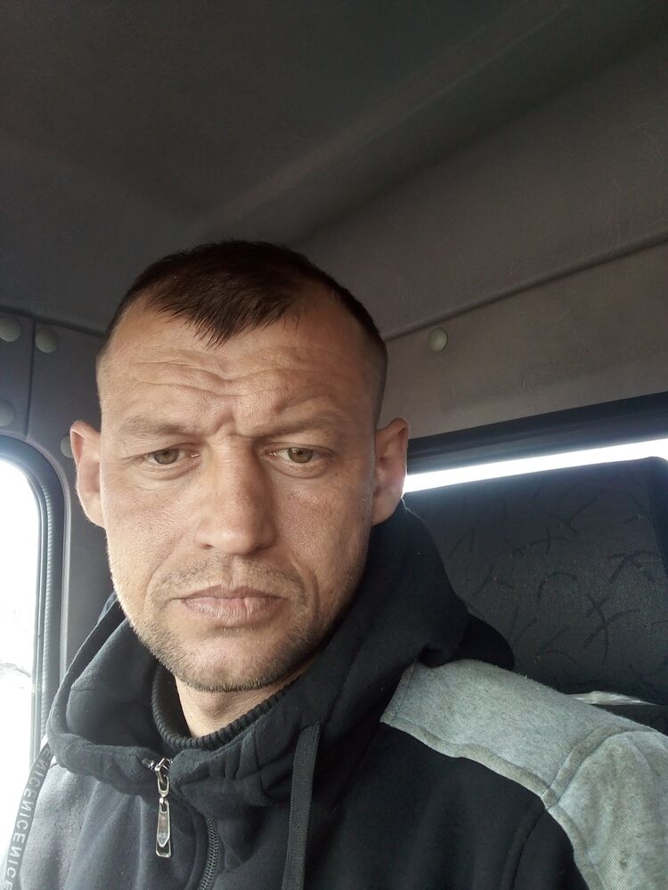  25968783  , 40 ,    