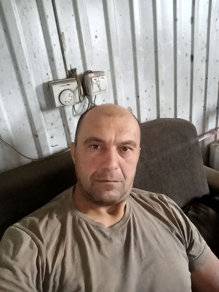  30349573  , 48 ,    