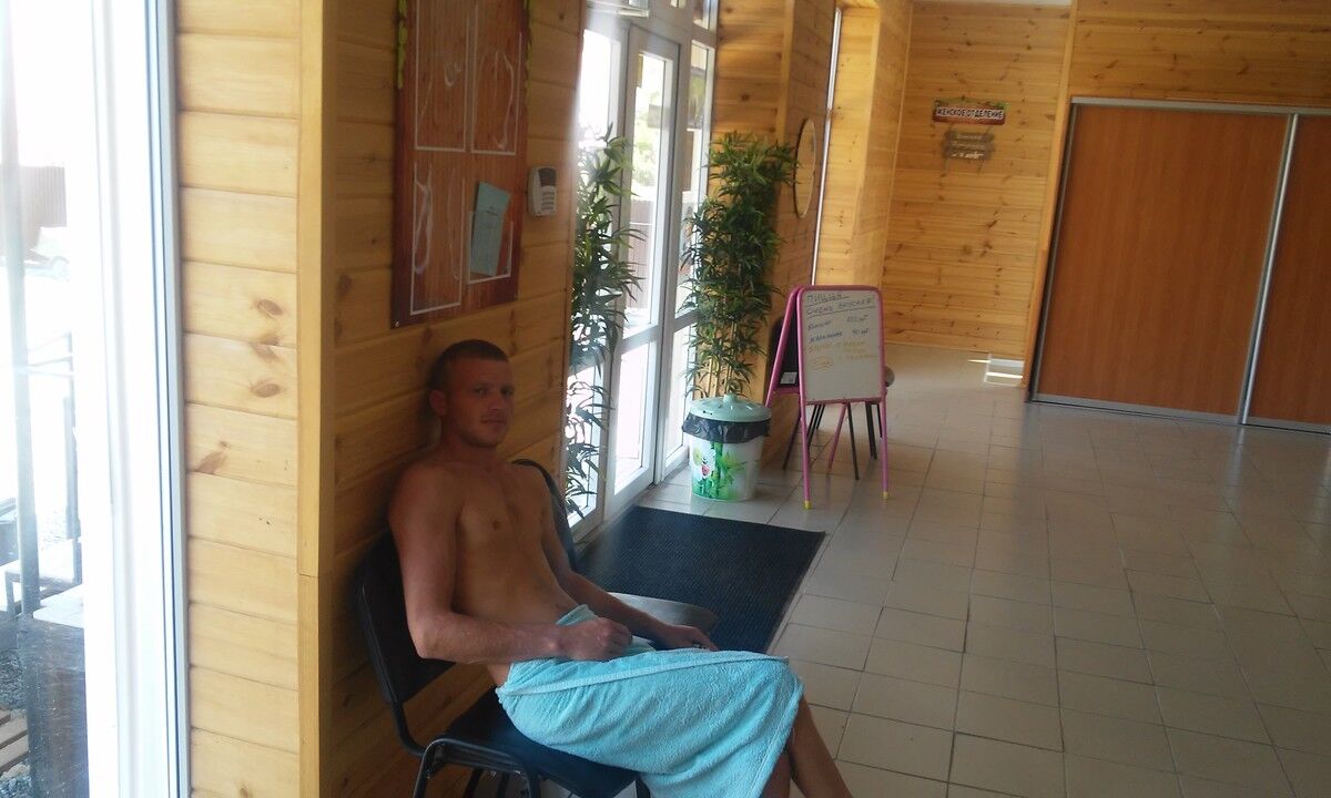  6481483  Lefik, 36 ,    