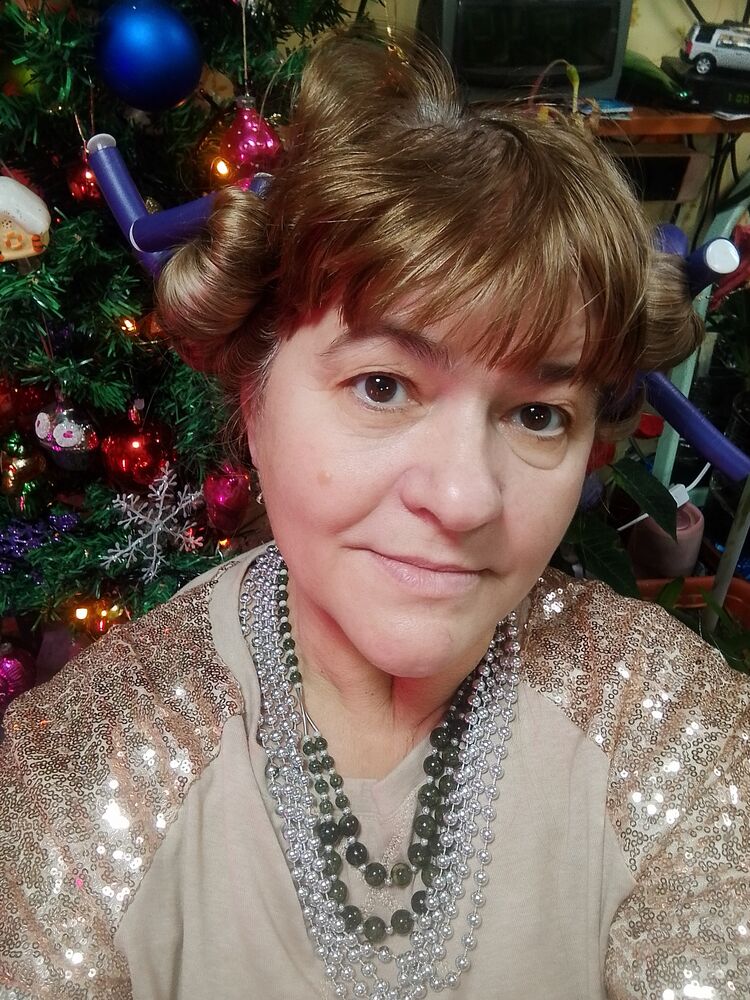  50856623  Elena, 63 ,    
