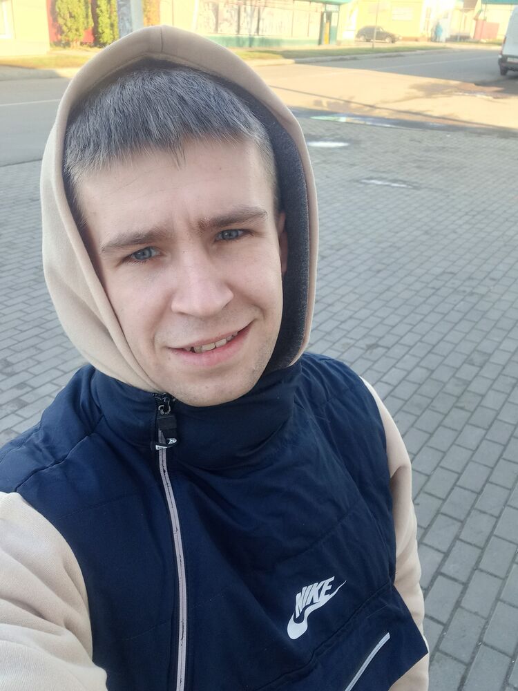  45032753  , 27 ,    