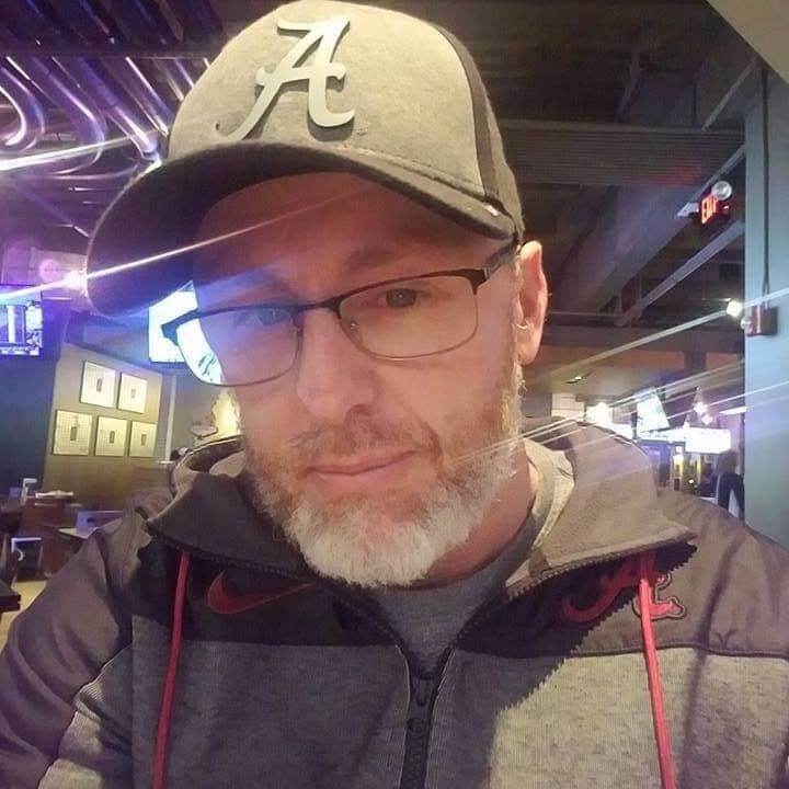  19567433  Tom, 61 ,    Tampa