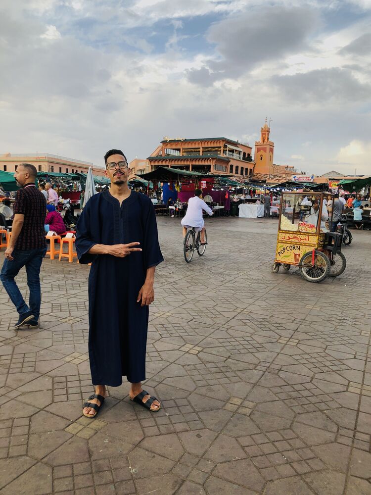  37146433  Salah, 26 ,    