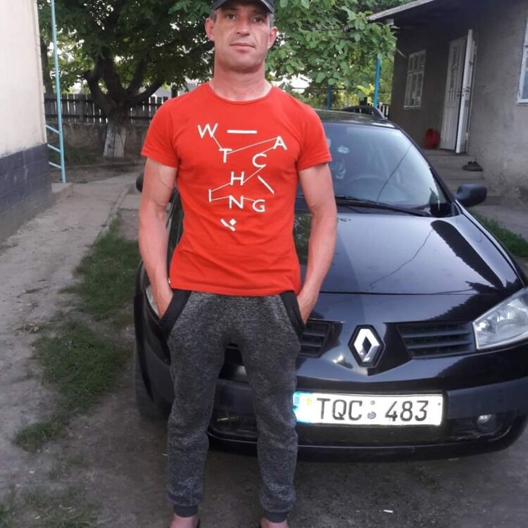  49261853  Boris, 43 ,    Rudna