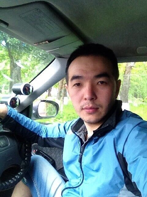  ,   Chyngyz, 33 ,   ,   , c 