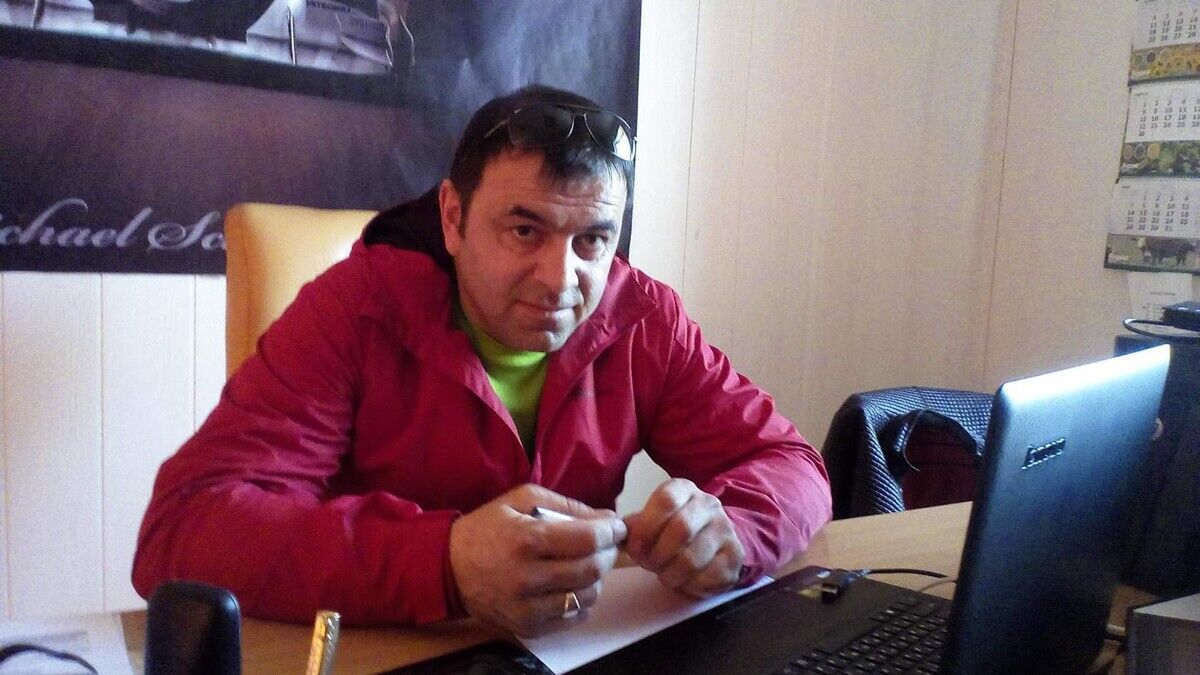  20667073  RAVIDIN, 49 ,    