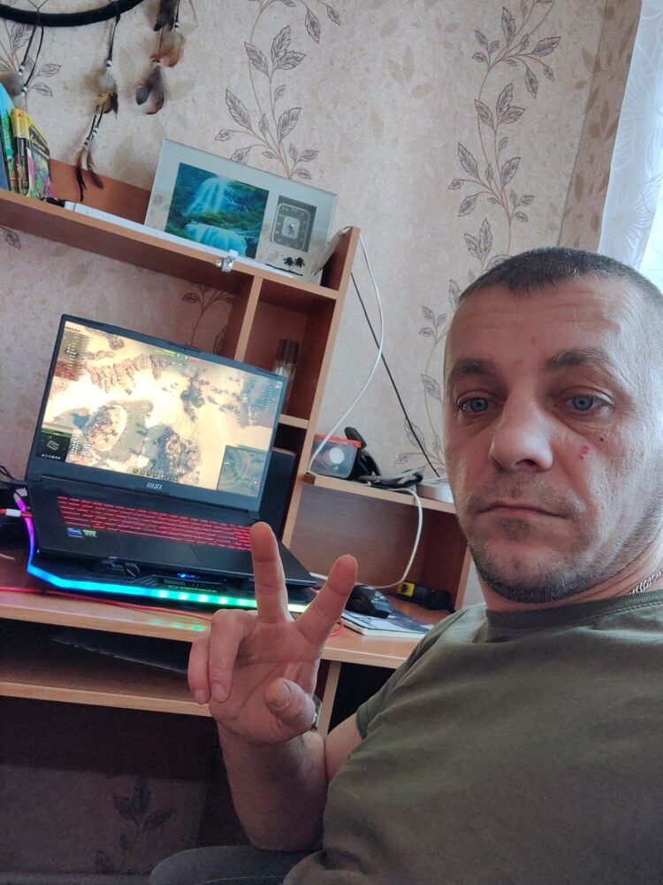  44049443  , 42 ,    