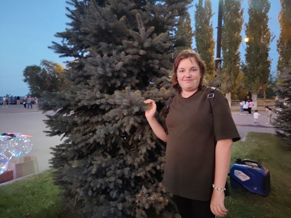  53893393  Yulia, 28 ,    