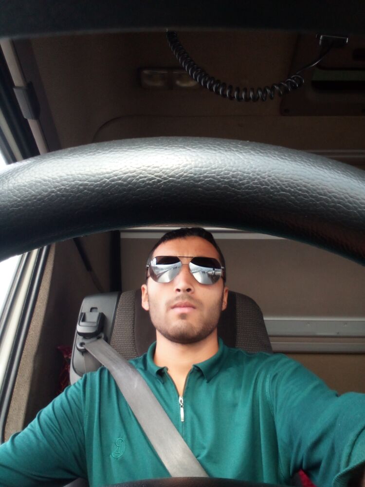  42670783  Jaloliddin, 23 ,    