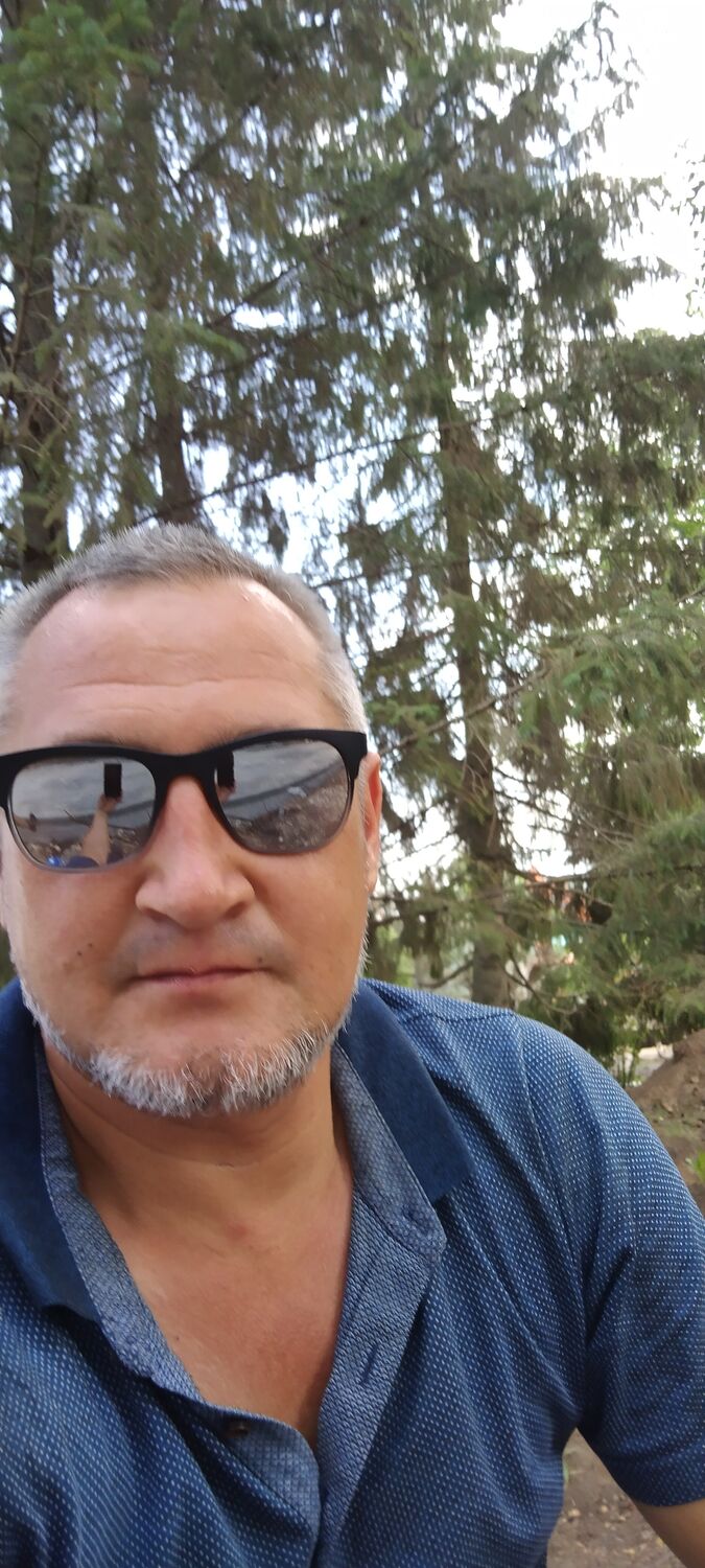  44276603  Dilmurad, 45 ,    