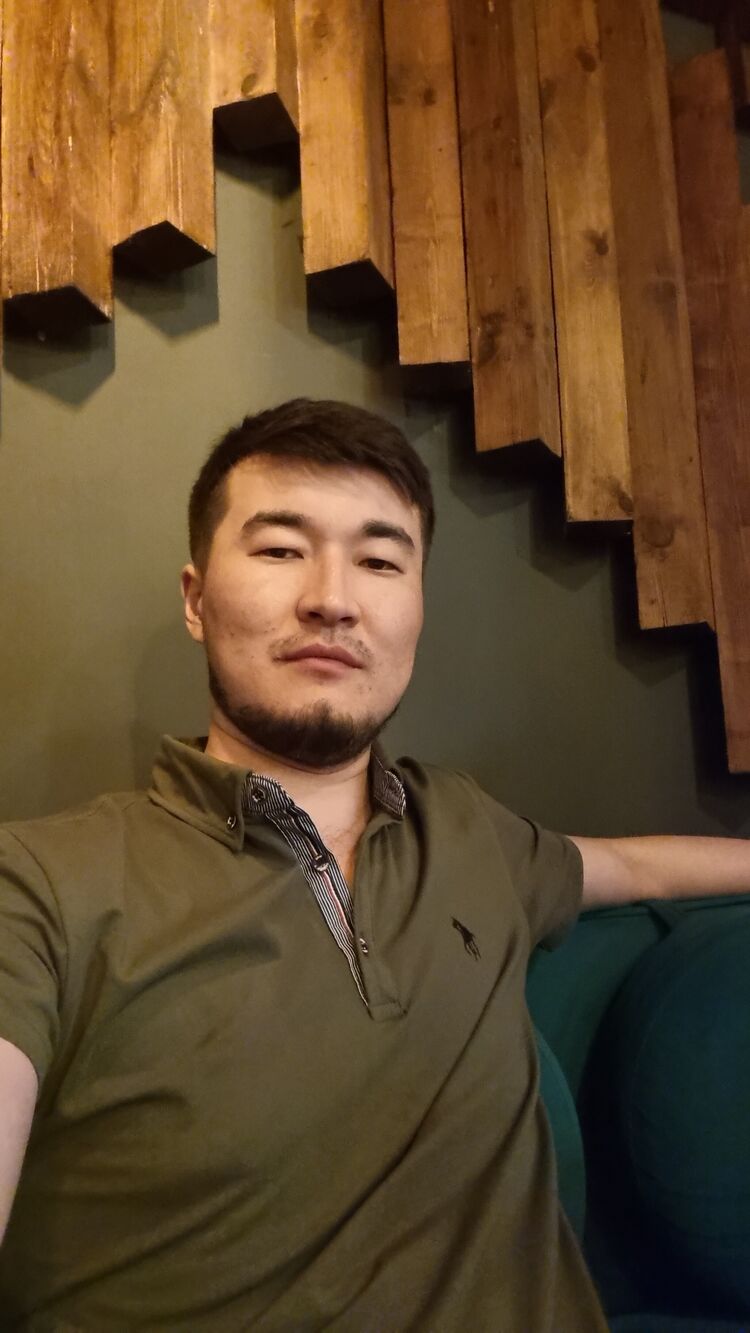  43415663  Bakytzhan, 31 ,    