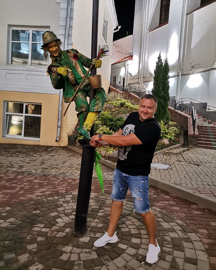  24060523  , 35 ,    