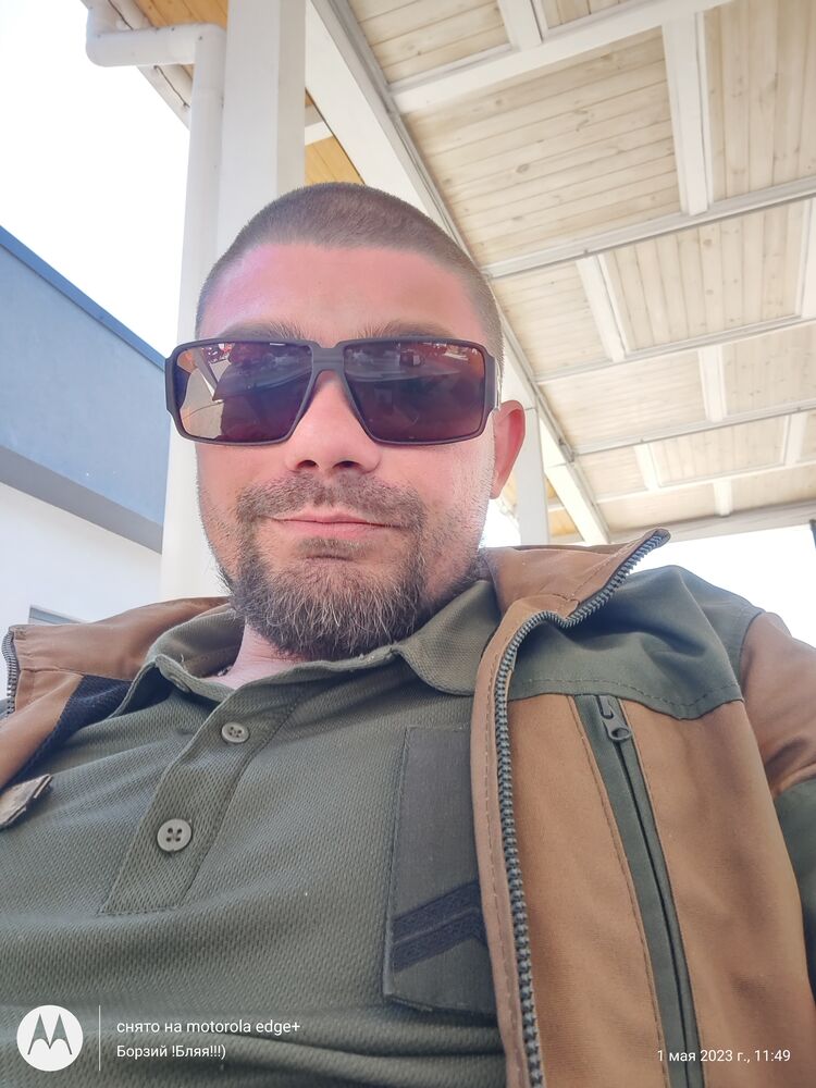  ,   SonechKo, 32 ,   ,   , c , 