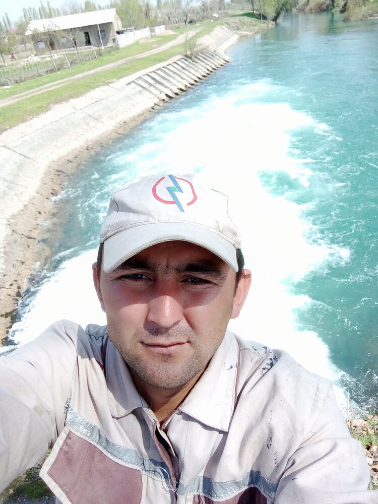  ,   Shoxruz, 31 ,   ,   