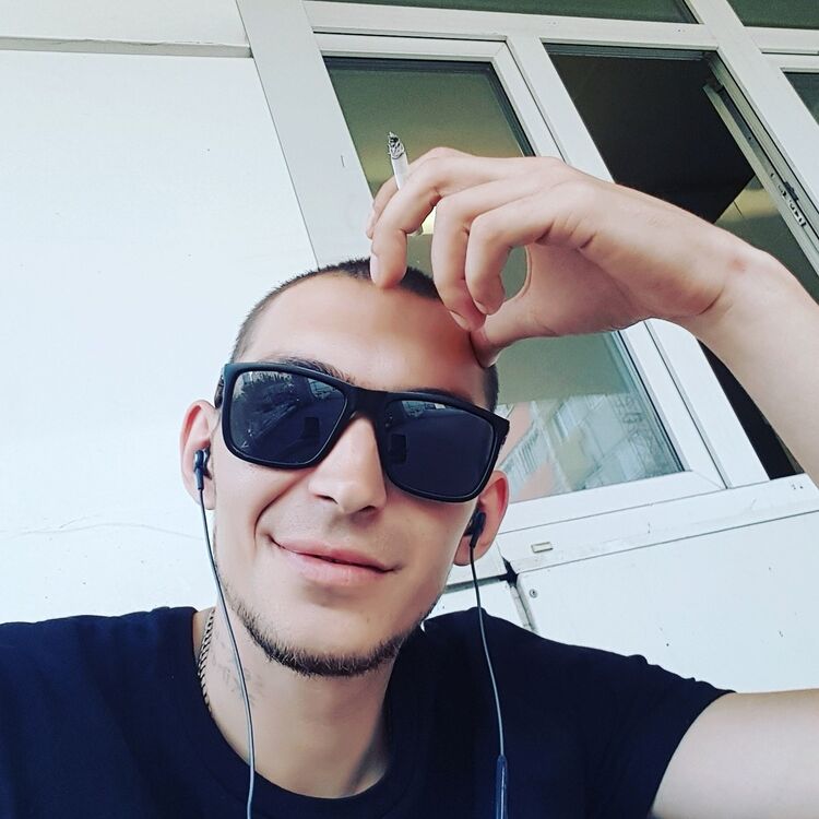 ���� 17036373 ������� �������, 32 ����, ���� ���������� � ����������