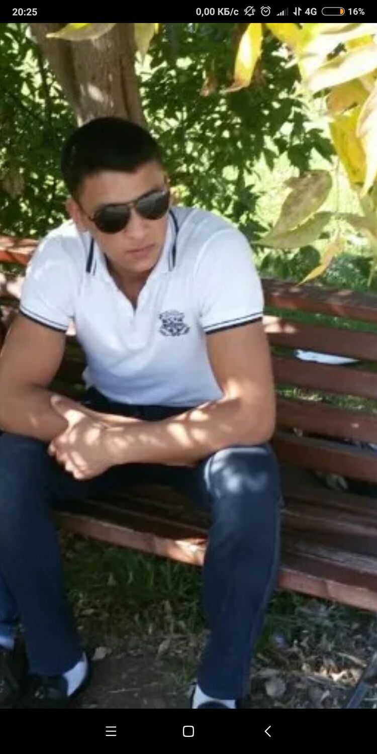  34589403  Makhamadjon, 30 ,    