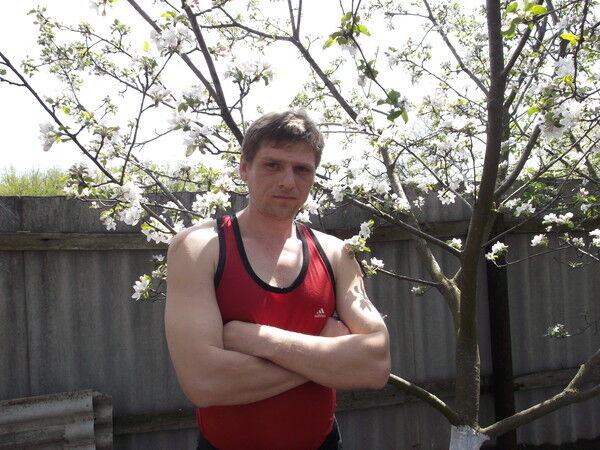  5077213  Vitaliy, 46 ,    
