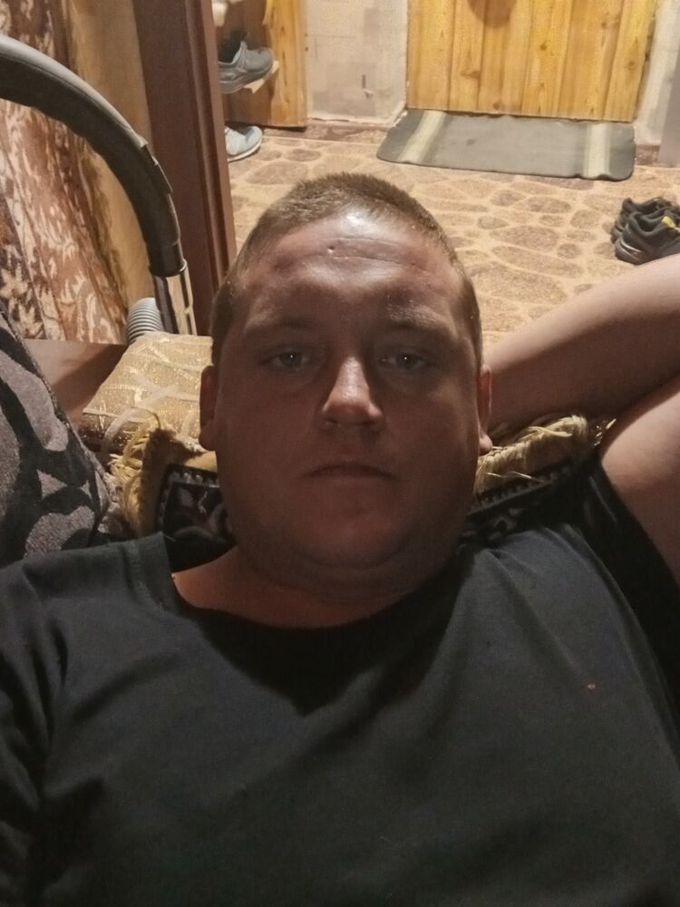  46957483  Vladimir, 36 ,    