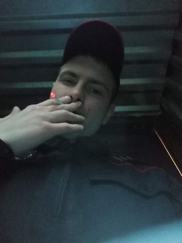  37208693  Nikita, 27 ,    