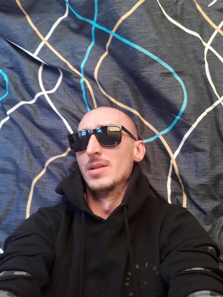 ���� 15083353 ������� Esrty, 39 ���, ���� ���������� � ��������