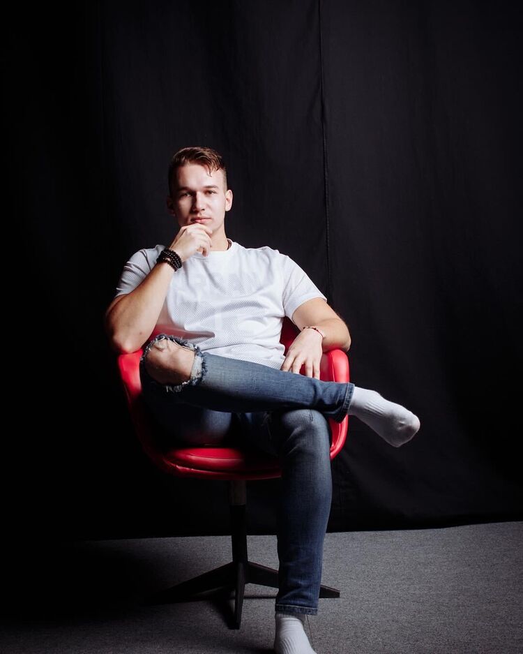 ,   Eduard, 30 ,   ,   