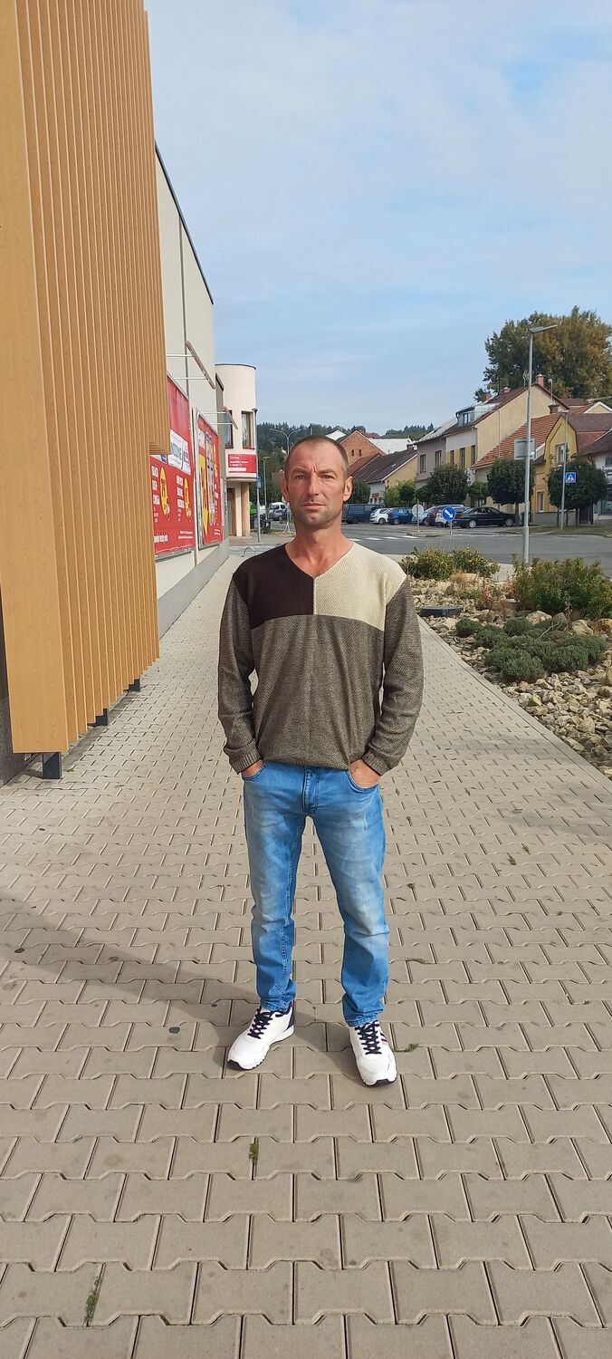  38170113  , 43 ,    Bechovice
