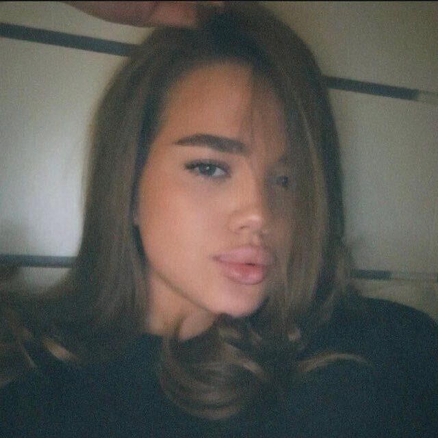  52757583  , 23 ,    