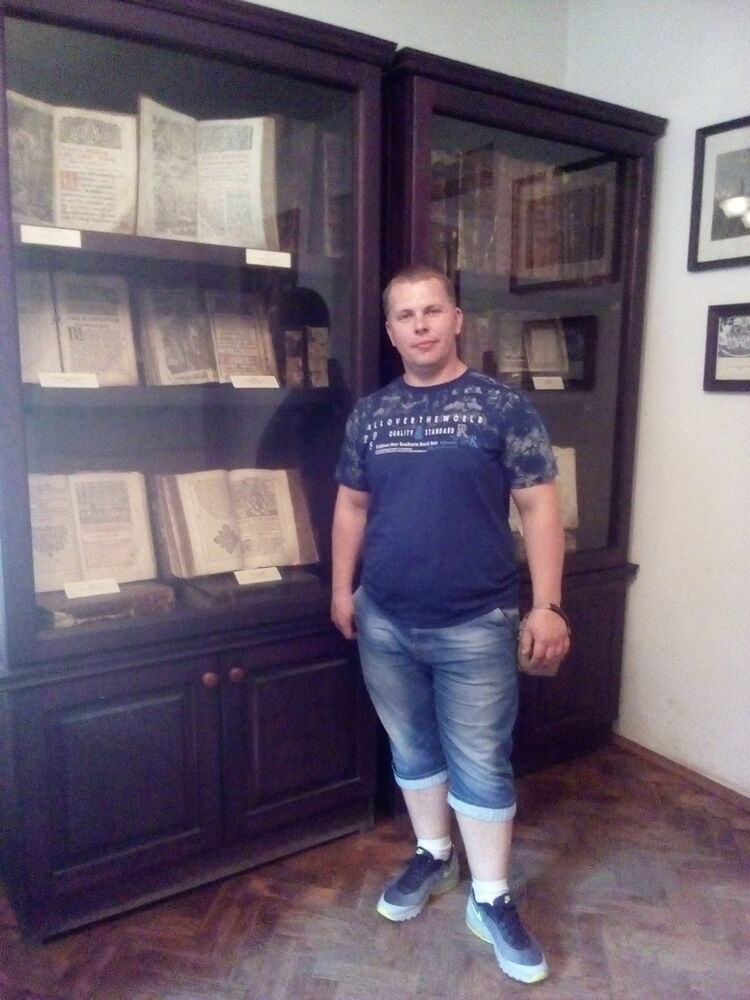  11724383  , 42 ,    