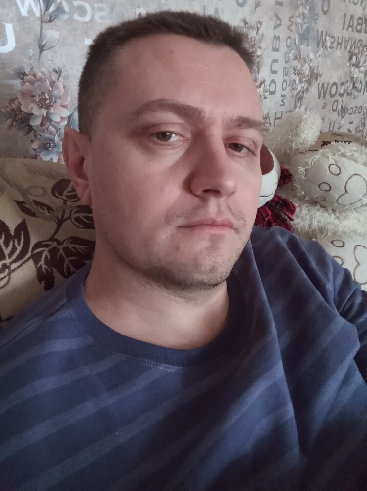  48847303  , 41 ,    