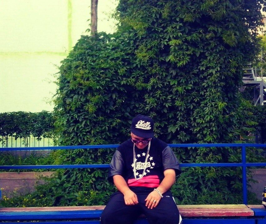  30459573  , 30 ,    