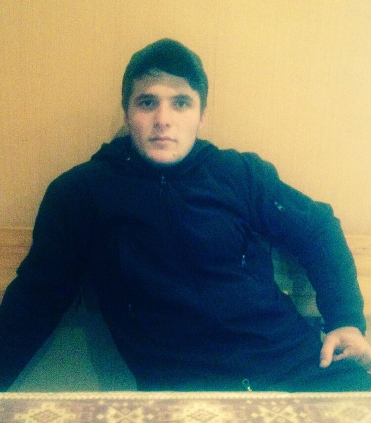  18624683  , 28 ,    