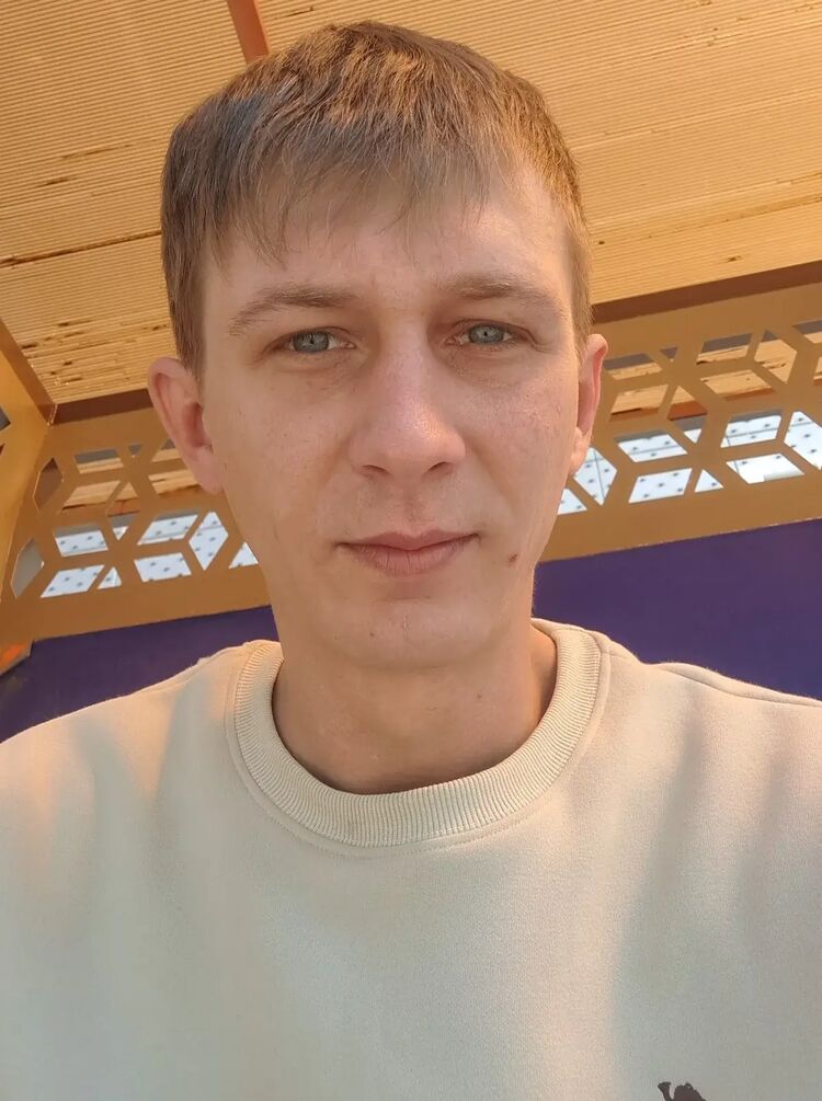  54238453  , 32 ,    -