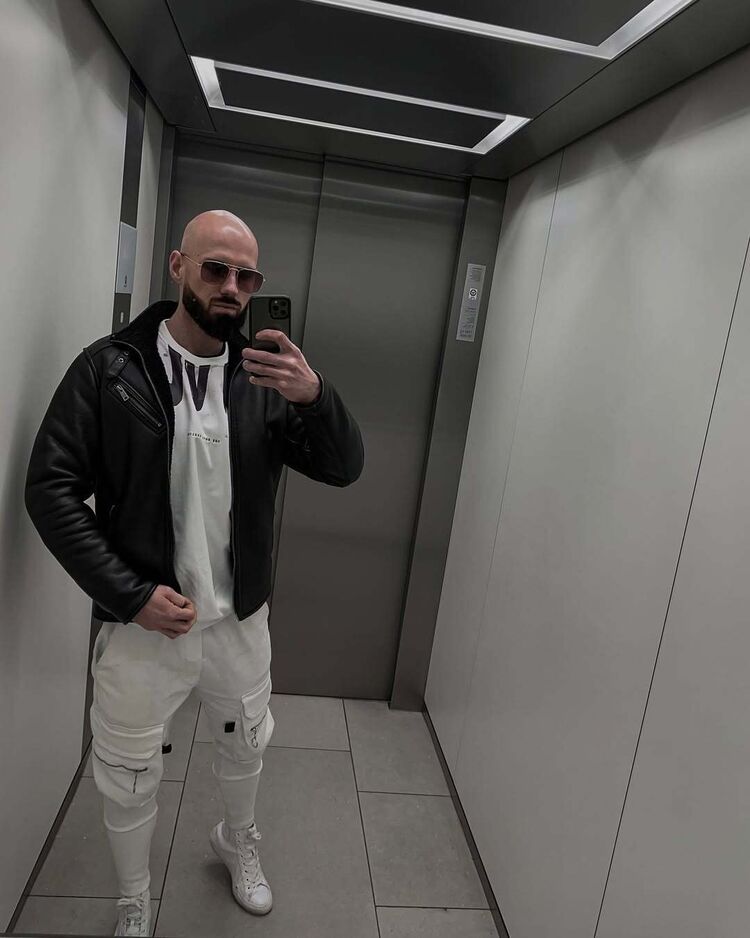 ,   VffV, 35 ,   ,   , c 