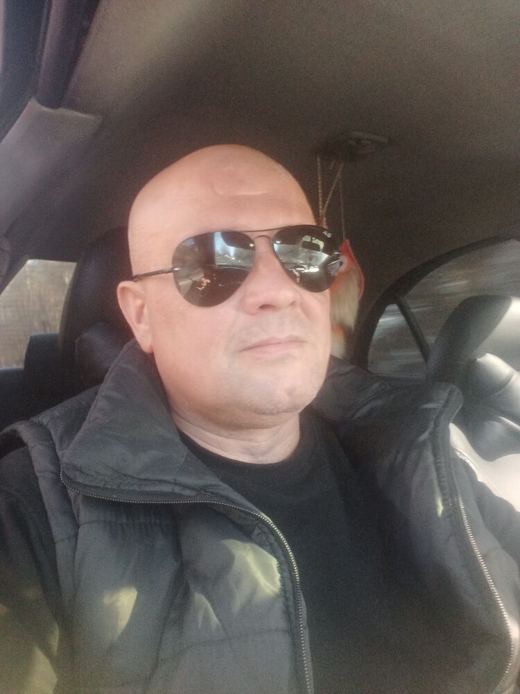 52747833  , 44 ,    