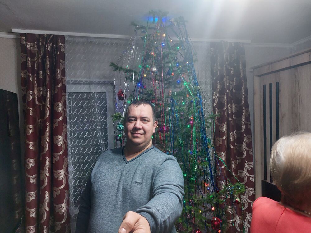  33279143  Alexey, 41 ,    