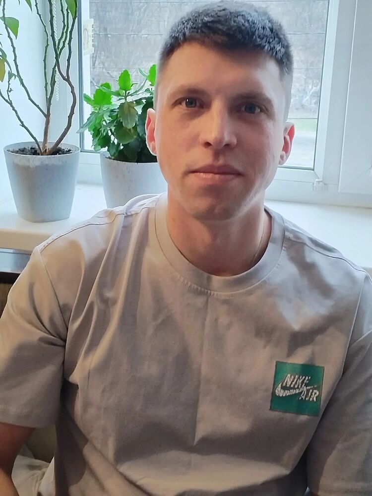  44355563  , 32 ,    