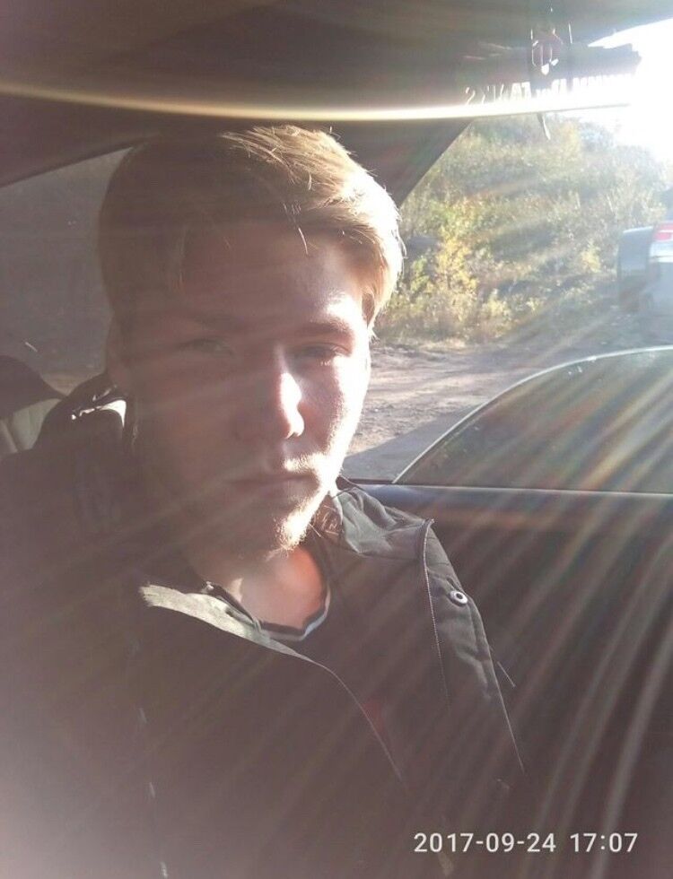  10789763  Vlad, 27 ,    -