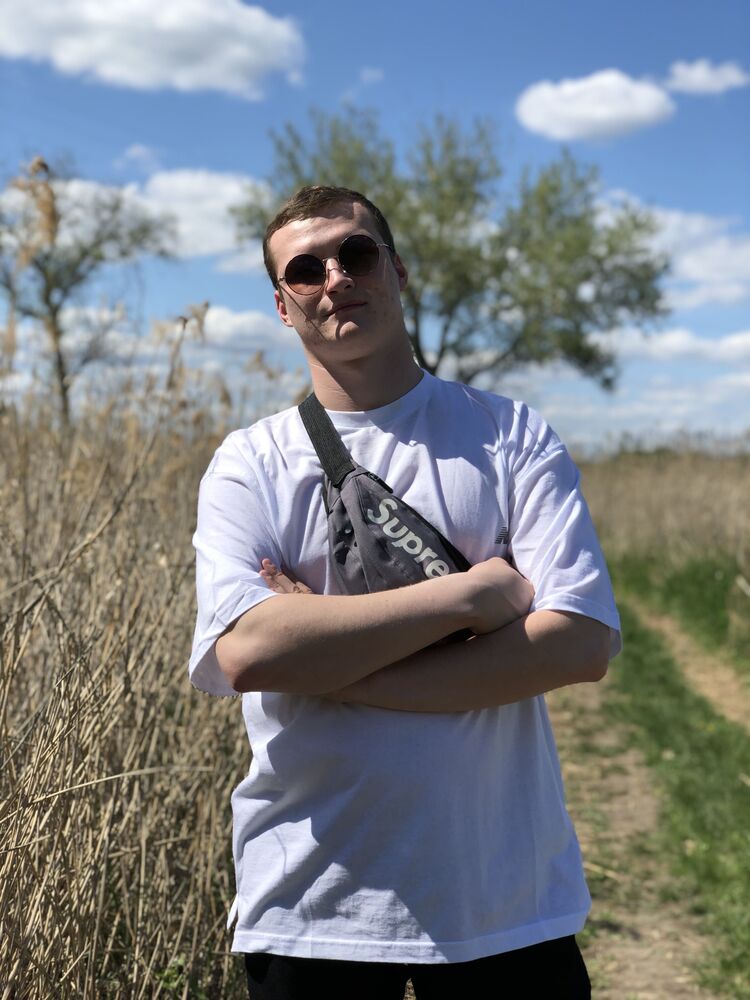  33873003  Pavel, 26 ,    -