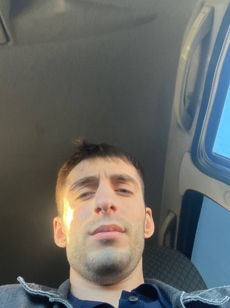  54419693  Omen, 23 ,    