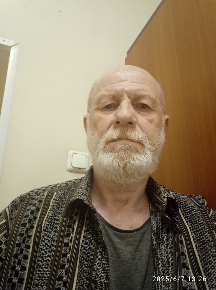  52790803  , 61 ,    