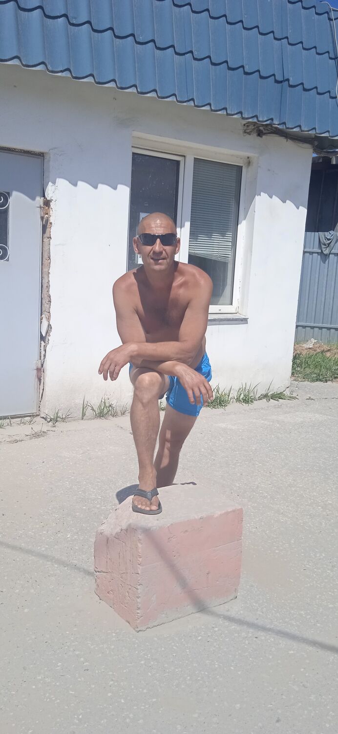  31574093  , 49 ,    